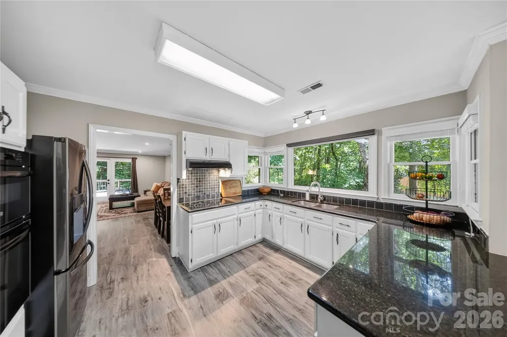 7407 Newmans Lane Charlotte NC 28270