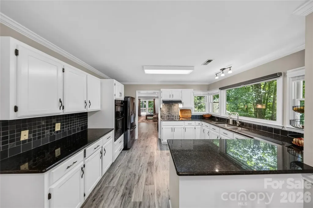 7407 Newmans Lane Charlotte NC 28270