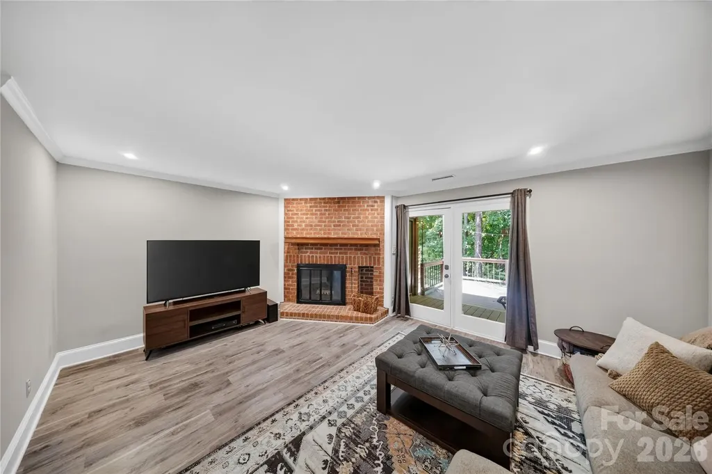 7407 Newmans Lane Charlotte NC 28270