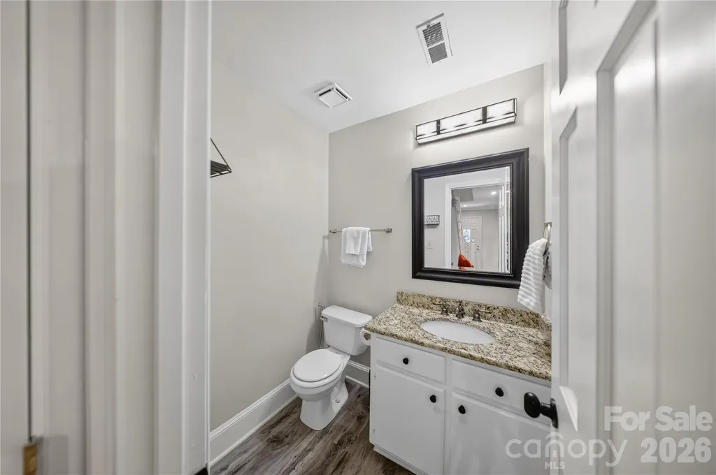7407 Newmans Lane Charlotte NC 28270