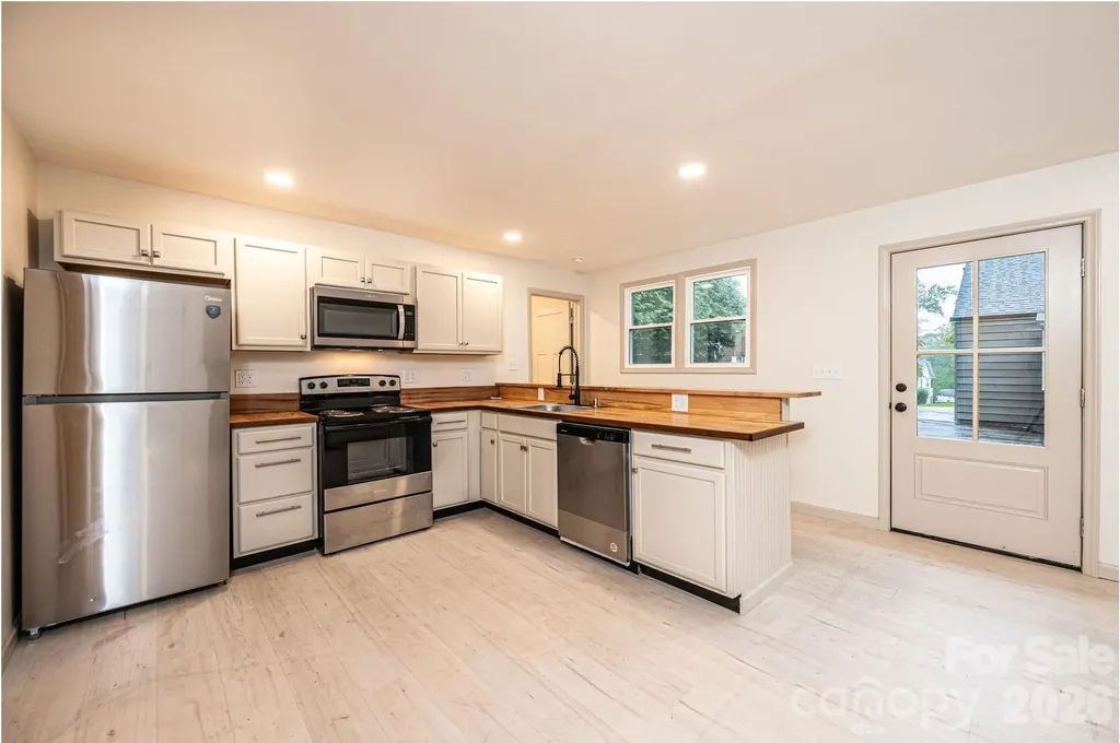 526 Kentwood Street SW Lenoir NC 28645