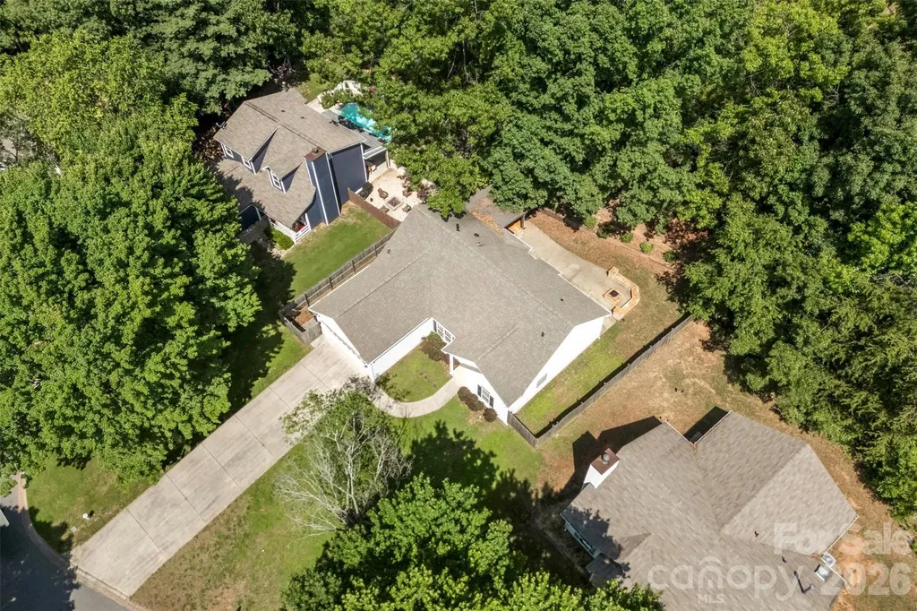 8011 Maxwelton Drive Huntersville NC 28078