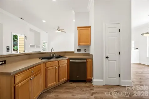 8011 Maxwelton Drive Huntersville NC 28078
