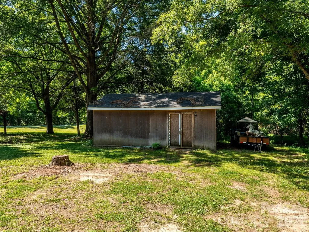 1620 Blueberry Street Mount Pleasant NC 28124
