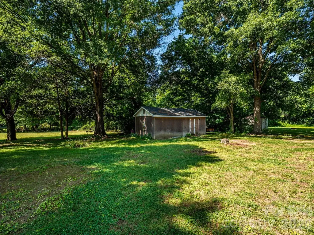 1620 Blueberry Street Mount Pleasant NC 28124