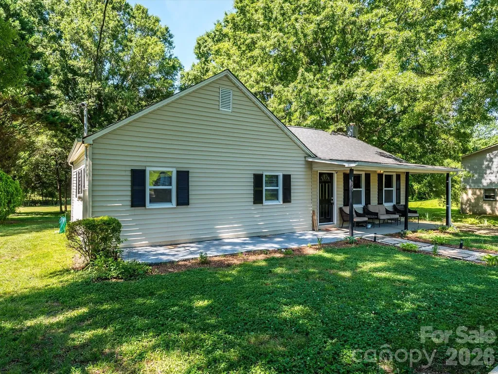 1620 Blueberry Street Mount Pleasant NC 28124