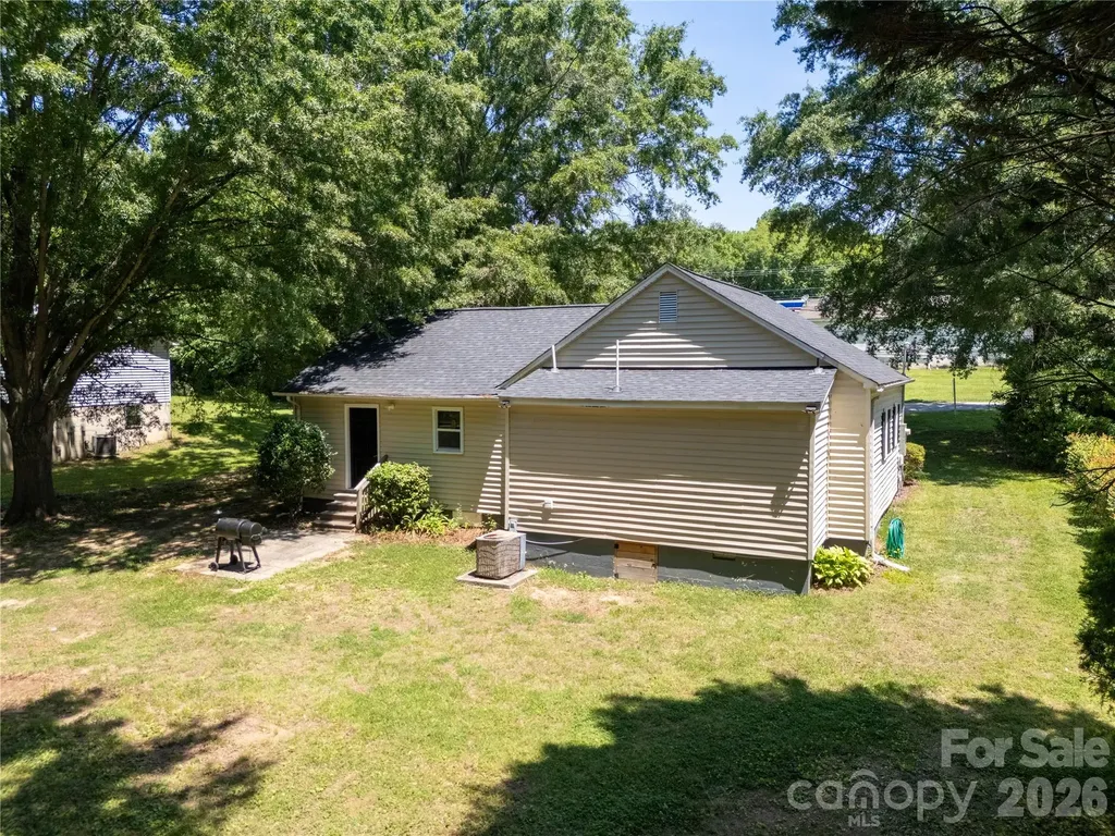 1620 Blueberry Street Mount Pleasant NC 28124