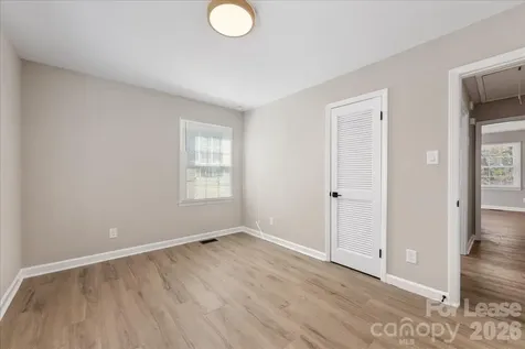 4706 Walden Court Charlotte NC 28210