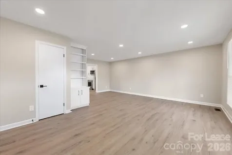 4706 Walden Court Charlotte NC 28210