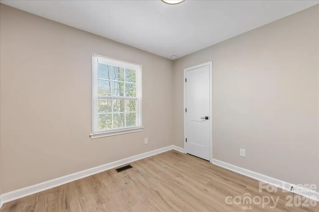 4700 Walden Court Charlotte NC 28210
