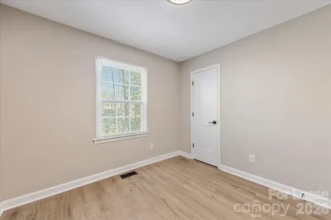 4700 Walden Court Charlotte NC 28210