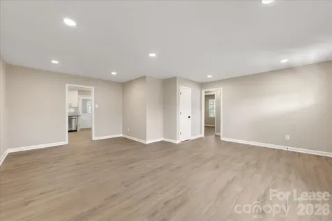 4700 Walden Court Charlotte NC 28210