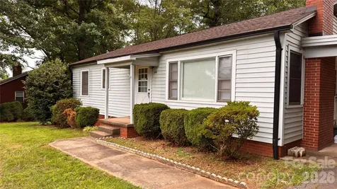 690 Brookdale Drive Statesville NC 28677