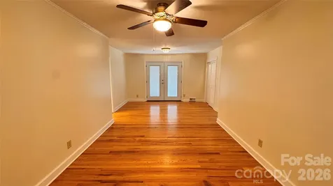 690 Brookdale Drive Statesville NC 28677