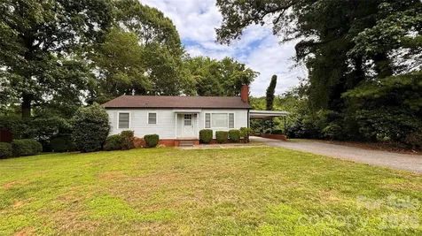 690 Brookdale Drive Statesville NC 28677