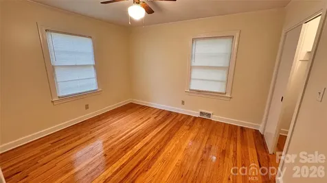 690 Brookdale Drive Statesville NC 28677