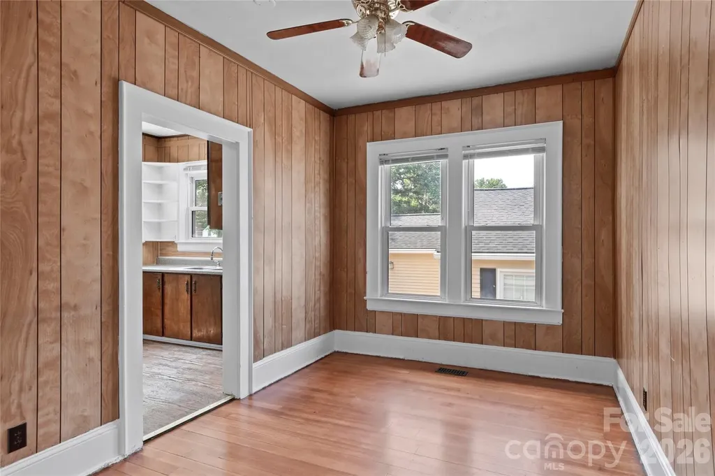 2805 Bon Air Avenue Winston Salem NC 27105