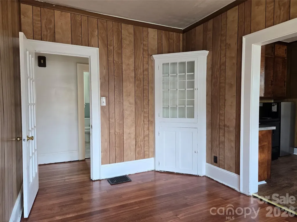 2805 Bon Air Avenue Winston Salem NC 27105