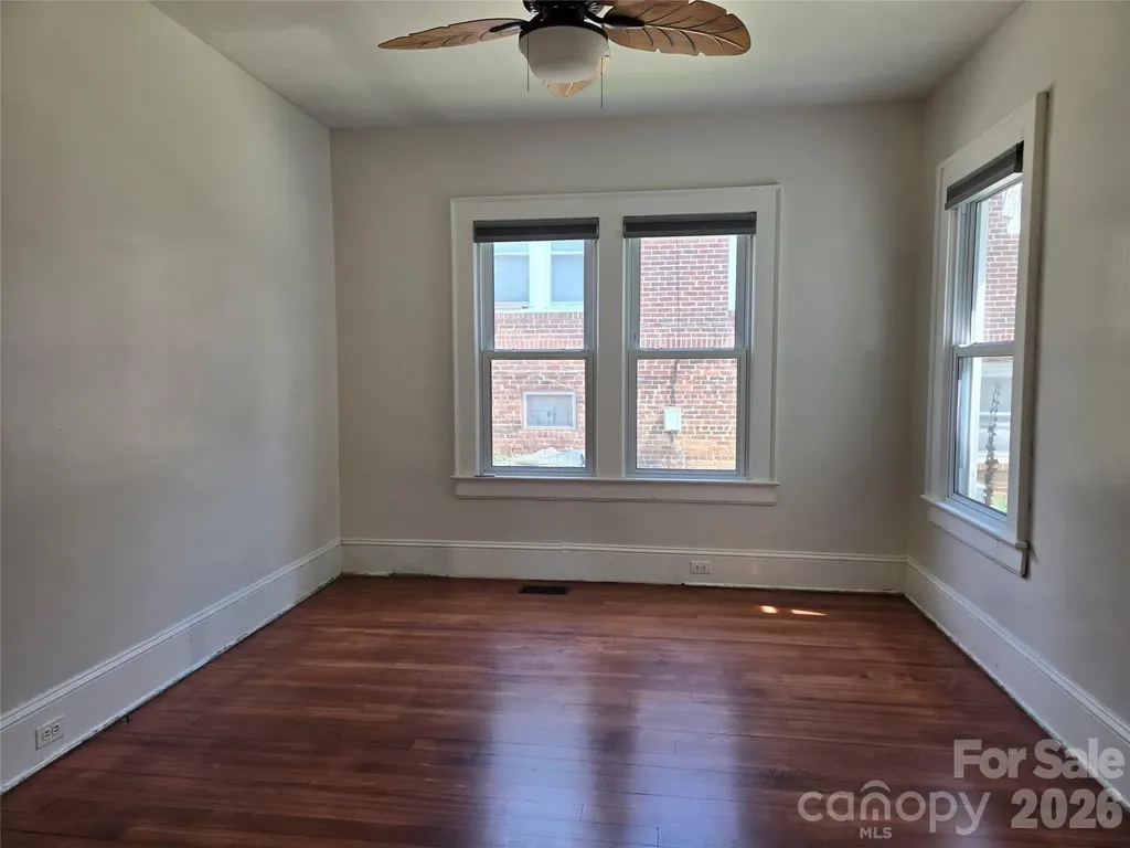 2805 Bon Air Avenue Winston Salem NC 27105