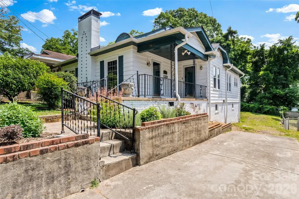 2805 Bon Air Avenue Winston Salem NC 27105