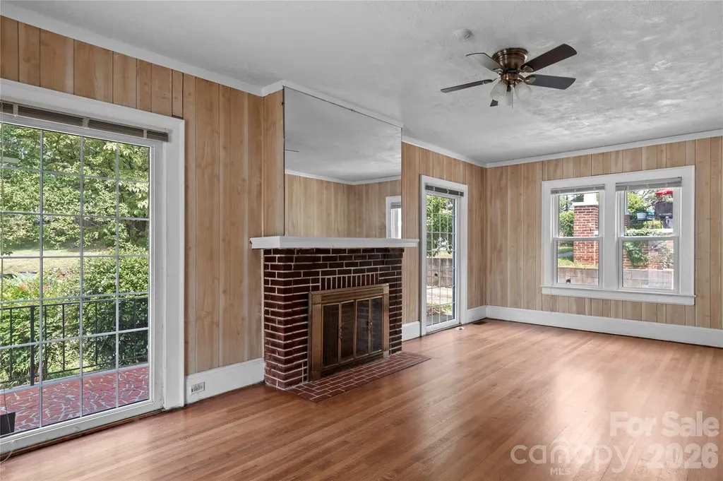 2805 Bon Air Avenue Winston Salem NC 27105