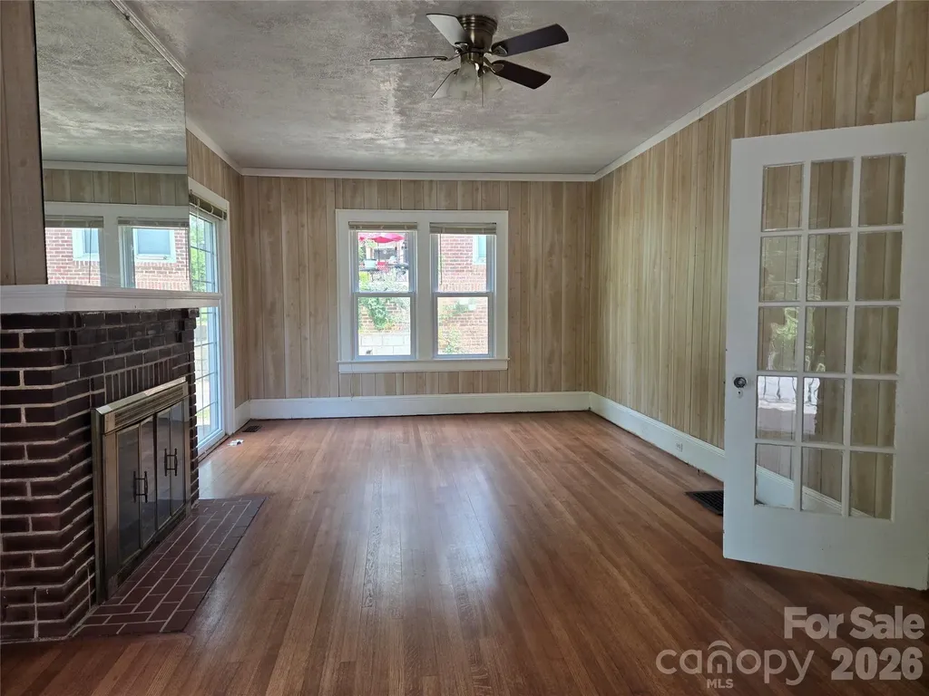 2805 Bon Air Avenue Winston Salem NC 27105
