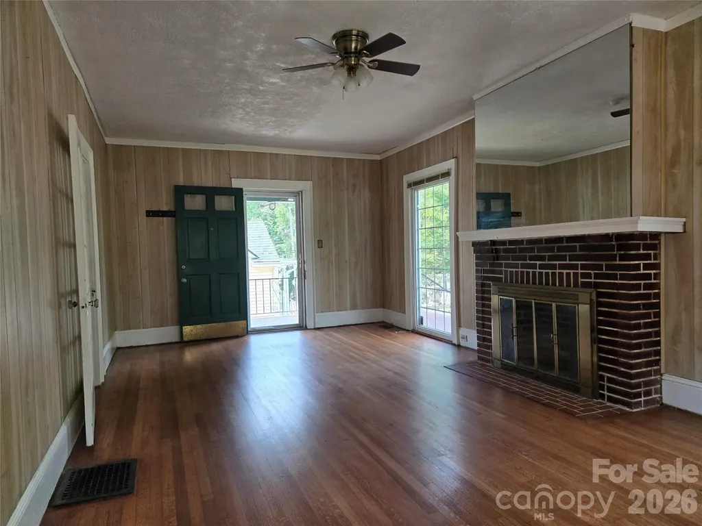 2805 Bon Air Avenue Winston Salem NC 27105
