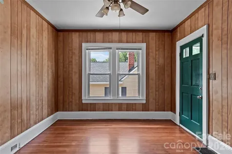 2805 Bon Air Avenue Winston Salem NC 27105