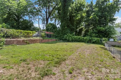 2805 Bon Air Avenue Winston Salem NC 27105