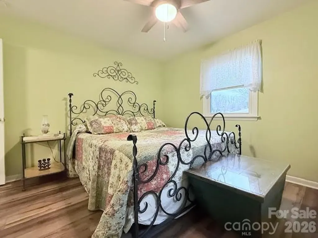 114 Falling Waters Road Hendersonville NC 28792