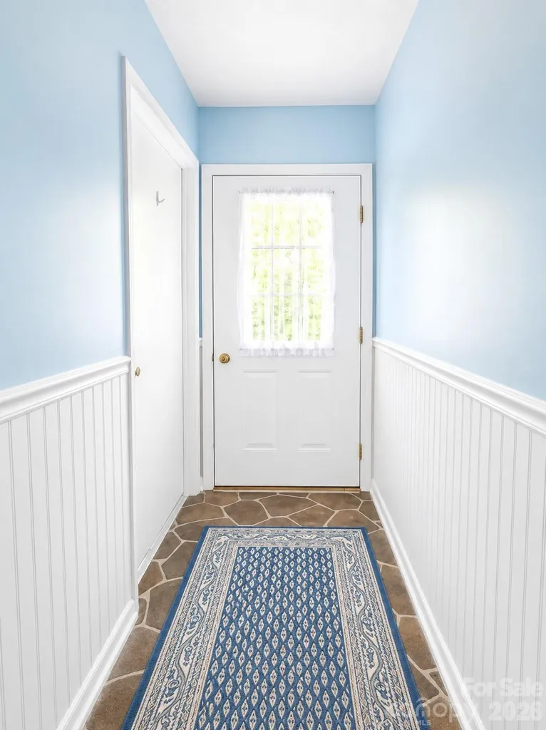 114 Falling Waters Road Hendersonville NC 28792
