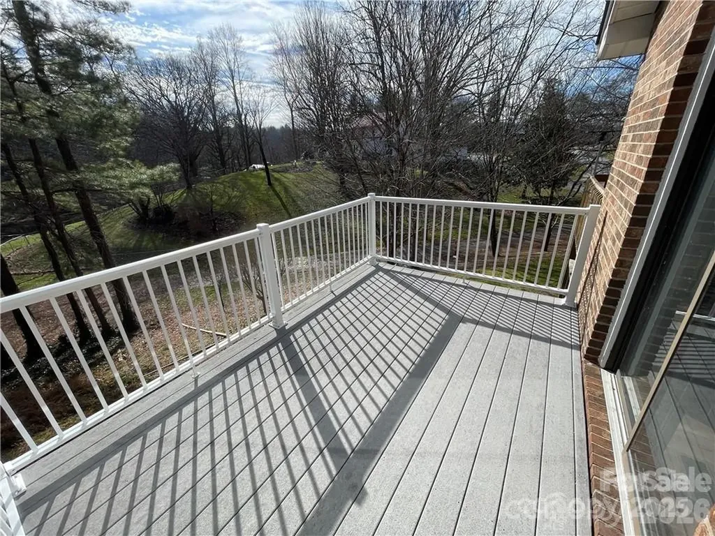 114 Falling Waters Road Hendersonville NC 28792