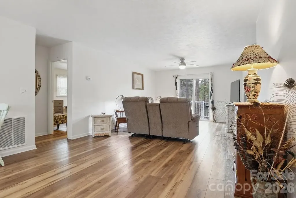 114 Falling Waters Road Hendersonville NC 28792