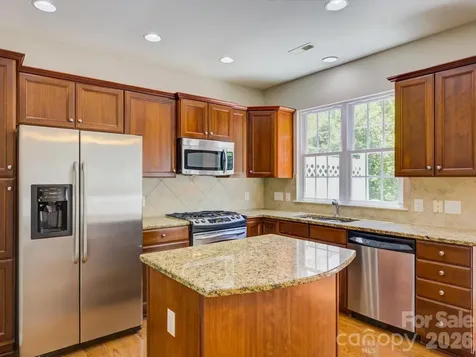 562 Sixth Baxter Crossing Fort Mill SC 29708