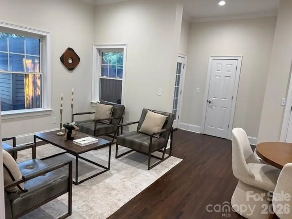 2907 Park Road Charlotte NC 28209