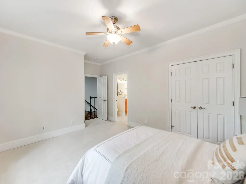 2907 Park Road Charlotte NC 28209