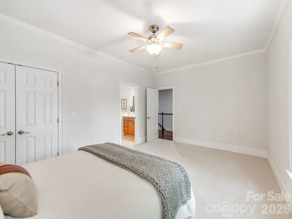 2907 Park Road Charlotte NC 28209