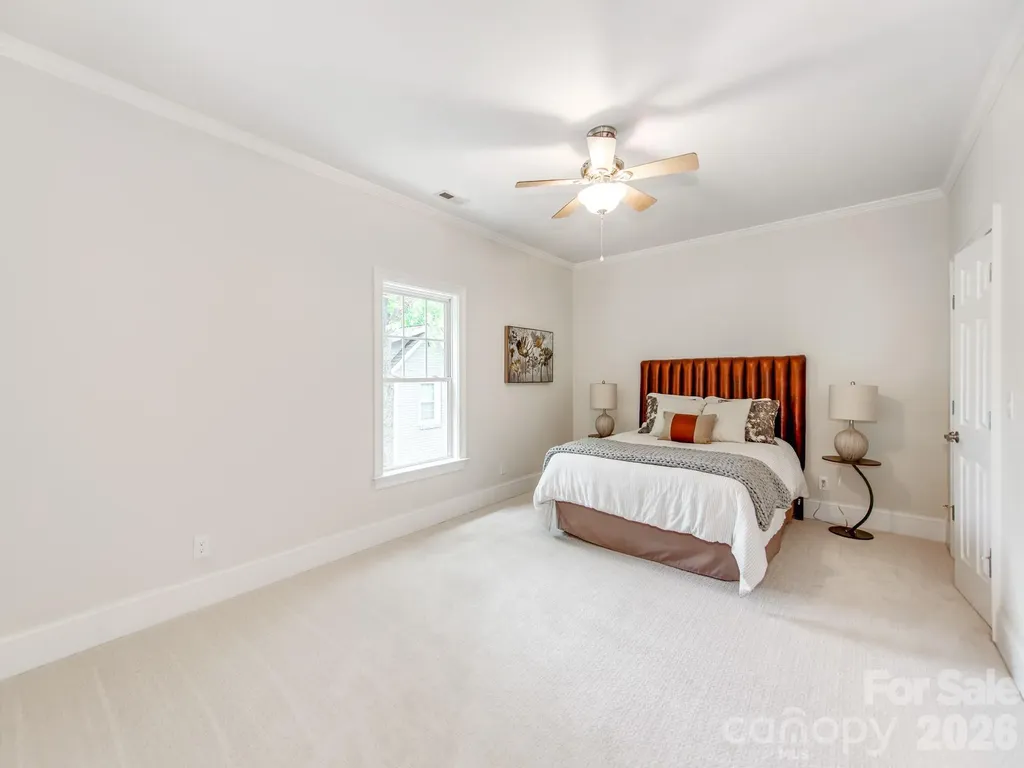 2907 Park Road Charlotte NC 28209