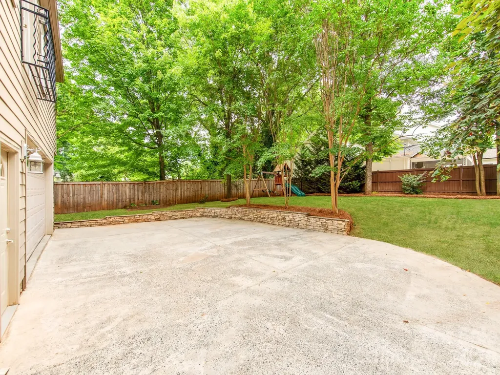 2907 Park Road Charlotte NC 28209