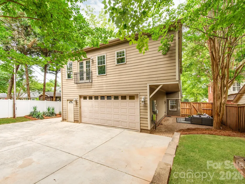2907 Park Road Charlotte NC 28209