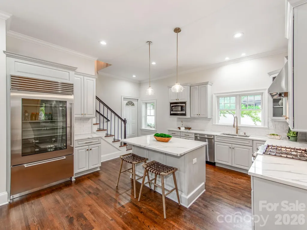2907 Park Road Charlotte NC 28209