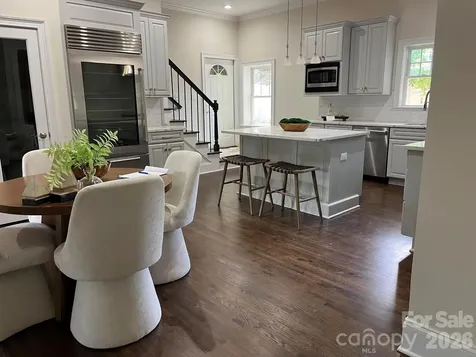 2907 Park Road Charlotte NC 28209