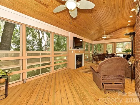 5203 Rustlewood Lane Charlotte NC 28226