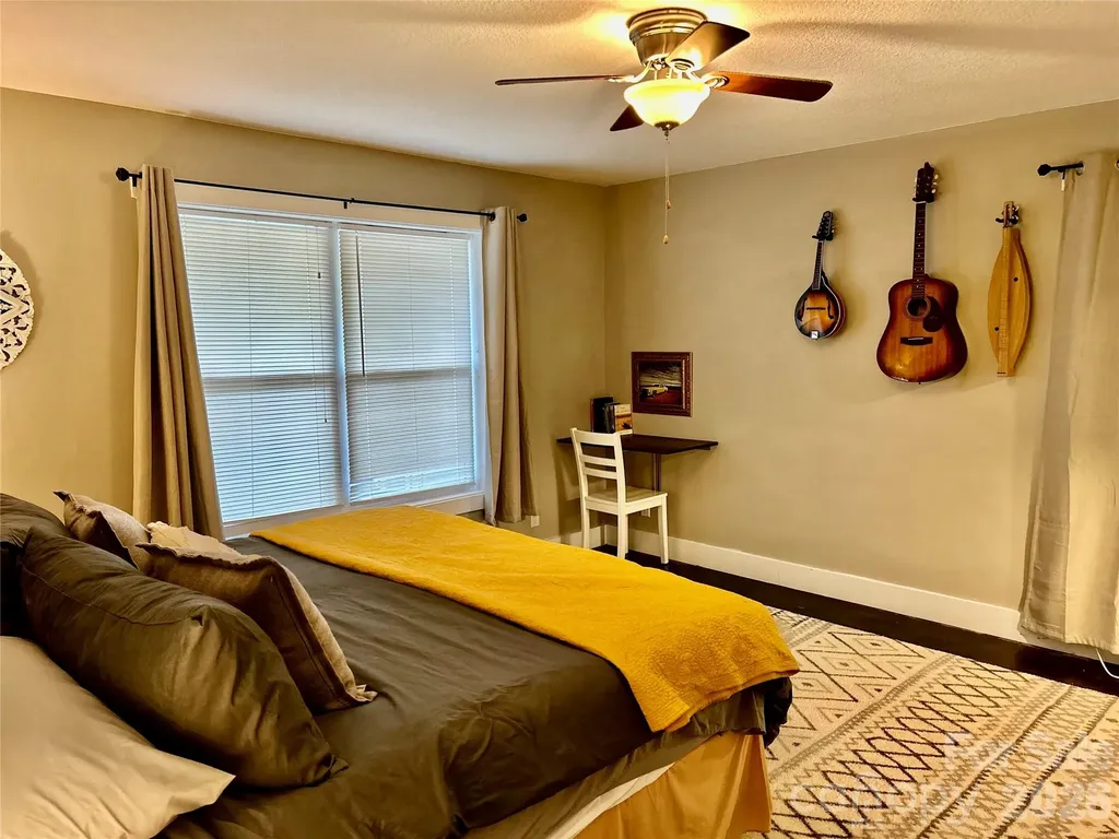 309 London Road Asheville NC 28803
