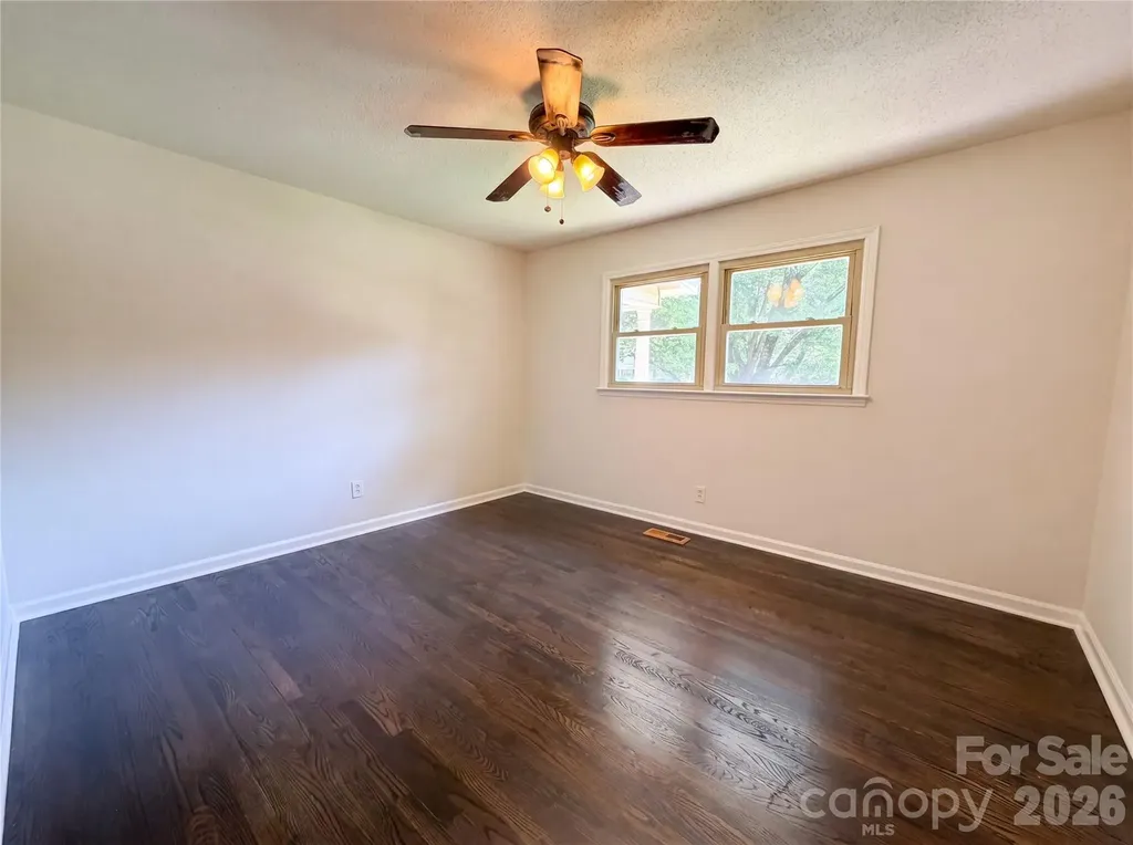 2418 Woodbridge Drive Gastonia NC 28056