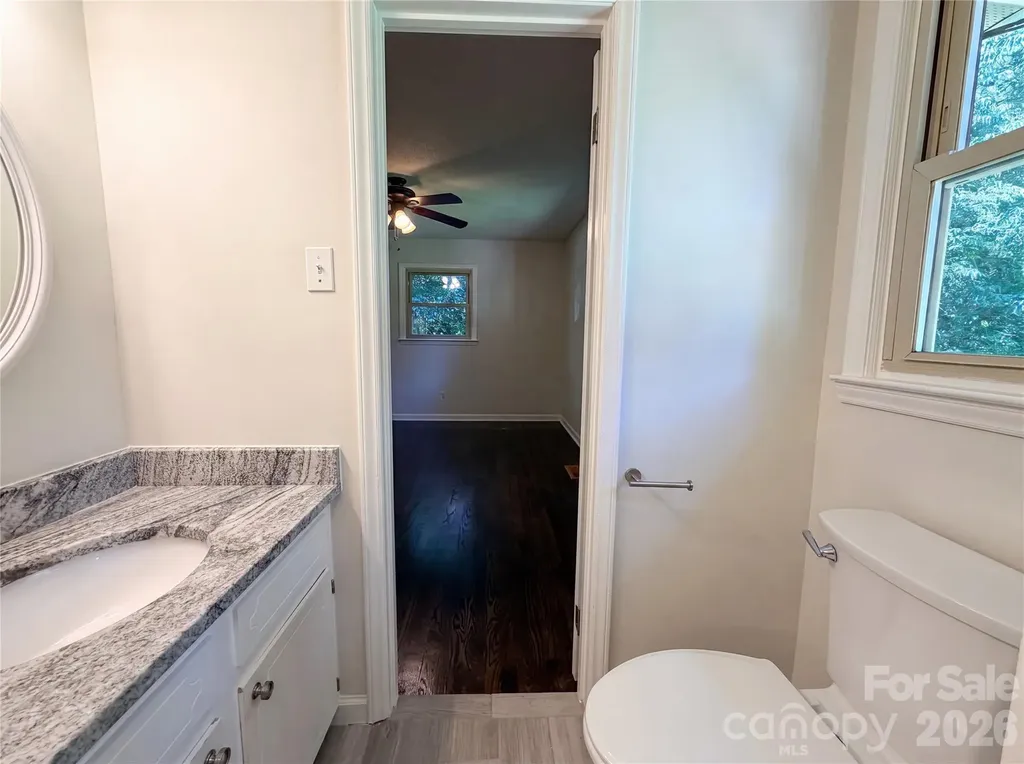 2418 Woodbridge Drive Gastonia NC 28056