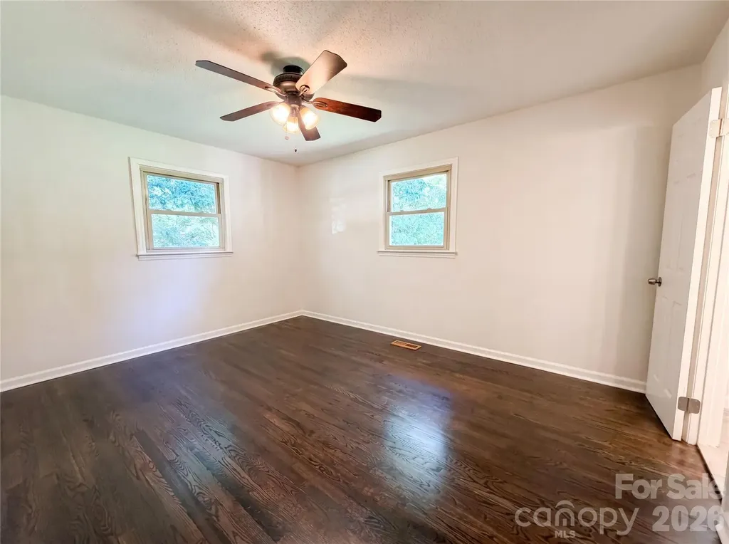 2418 Woodbridge Drive Gastonia NC 28056