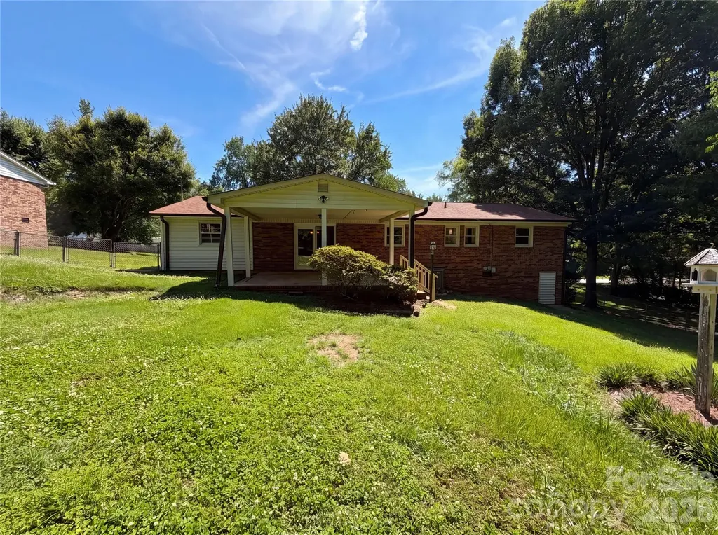 2418 Woodbridge Drive Gastonia NC 28056