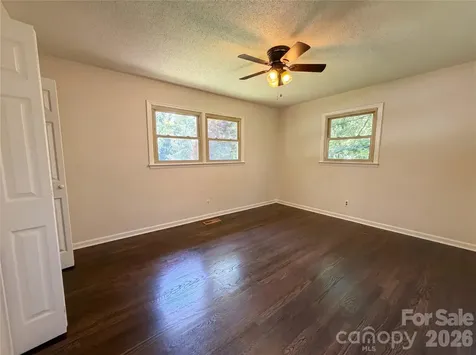 2418 Woodbridge Drive Gastonia NC 28056