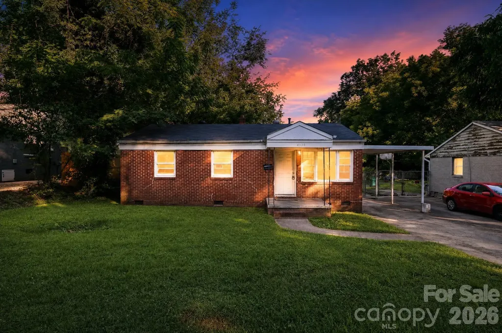 Charlotte NC, 2505 Druid Hills Way